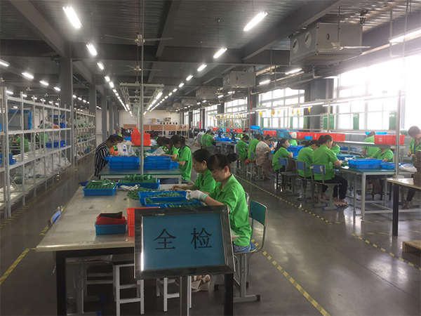 如何選擇一家優(yōu)質的插拔式端子臺？選擇質量好的插拔式端子臺的三個要素